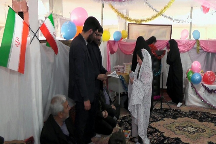 18 نوآموز جامعة‌القرآن روستای همایون حافظ جزء 30 شدند
