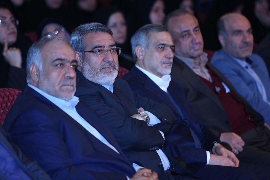 ضرورت استفاده از ظرفیت بانوان در حوزه اقتصاد مقاومتی