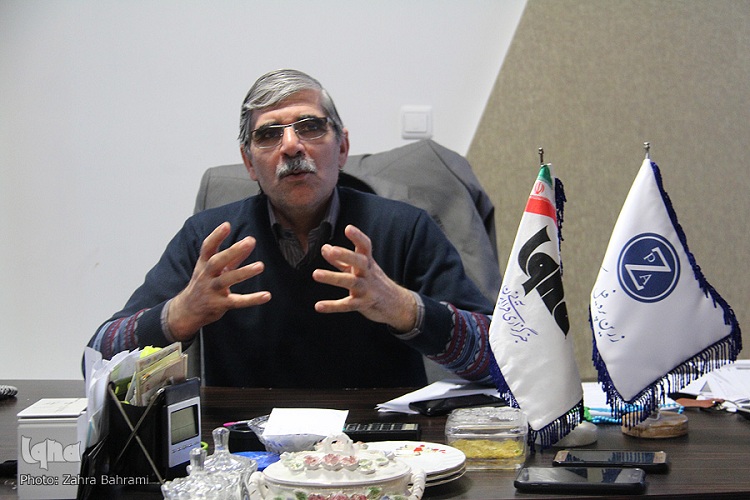 نشست سبک زندگی قرآنی با محور اقتصاد مقاومتی در اراک برگزار شد