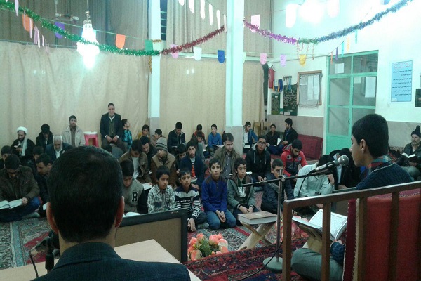 حضور قاریان ممتاز در محفل قرآنی مؤسسه«آل یس» حضور قاریان ممتاز در محفل قرآنی مؤسسه«آل یس»