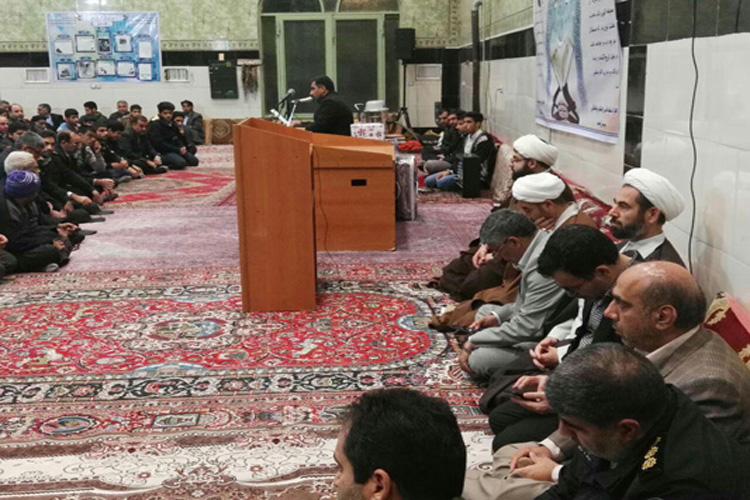 برگزاری مراسم «شبی با قرآن» در کوهدشت + عکس