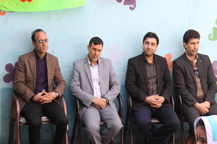 گزارش تصویری جشن «انقلاب اسلامی» در مدرسه بهشت کودک کوهدشت
