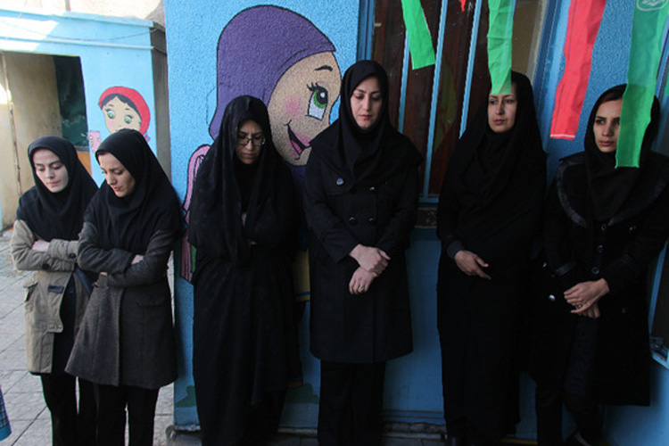 گزارش تصویری جشن «انقلاب اسلامی» در مدرسه بهشت کودک کوهدشت