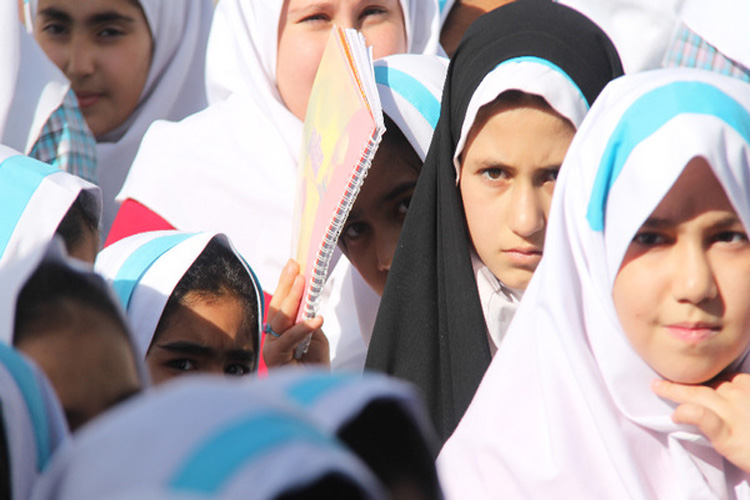 گزارش تصویری جشن «انقلاب اسلامی» در مدرسه بهشت کودک کوهدشت