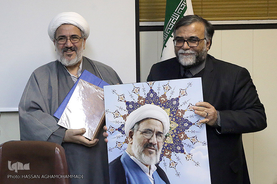 سیره استاد مهدویراد به روایت شاگردان در مراسم ظهر دلنشین سیره استاد مهدویراد به روایت شاگردان در مراسم ظهر دلنشین