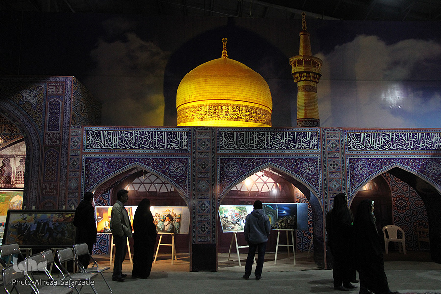 نمایشگاه «واقعه گوهرشاد»؛ روایتی از سلطنت رضاخان تا تبعید نمایشگاه «واقعه گوهرشاد»؛ روایتی از سلطنت رضاخان تا تبعید