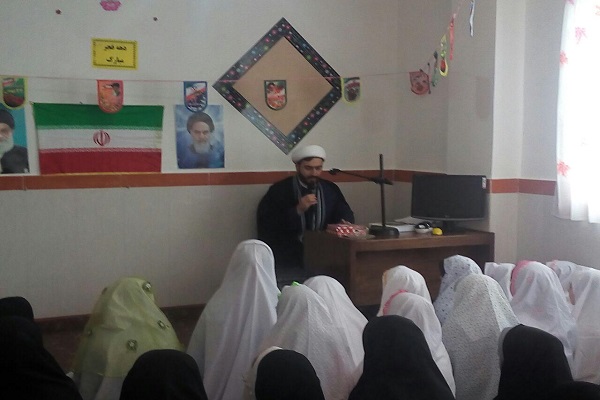 //////«جشن انقلاب» در مؤسسه نورمبین اردبیل برگزار شد