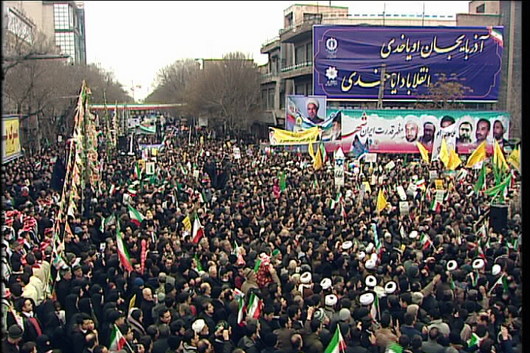 طنین فریاد «مرگ بر آمریکا» در راهپیمایی 22 بهمن آذربایجانشرقی + تصاویر طنین فریاد «مرگ بر آمریکا» در راهپیمایی 22 بهمن آذربایجانشرقی + تصاویر