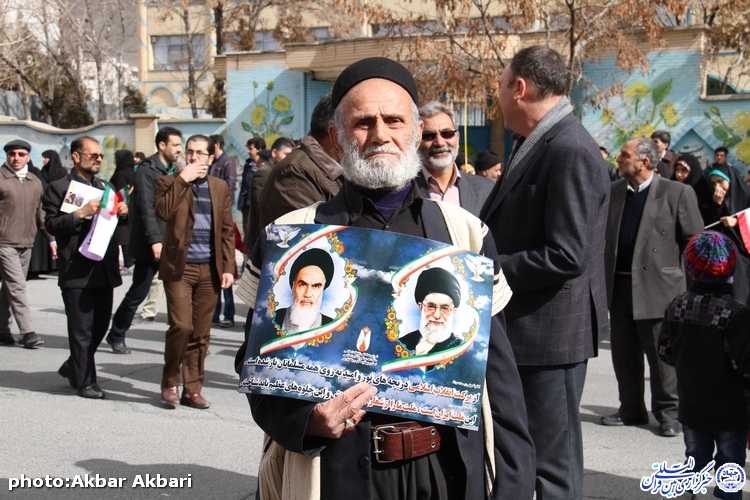 جلوه‌هایی از راهپیمایی 22 بهمن در شهرکرد