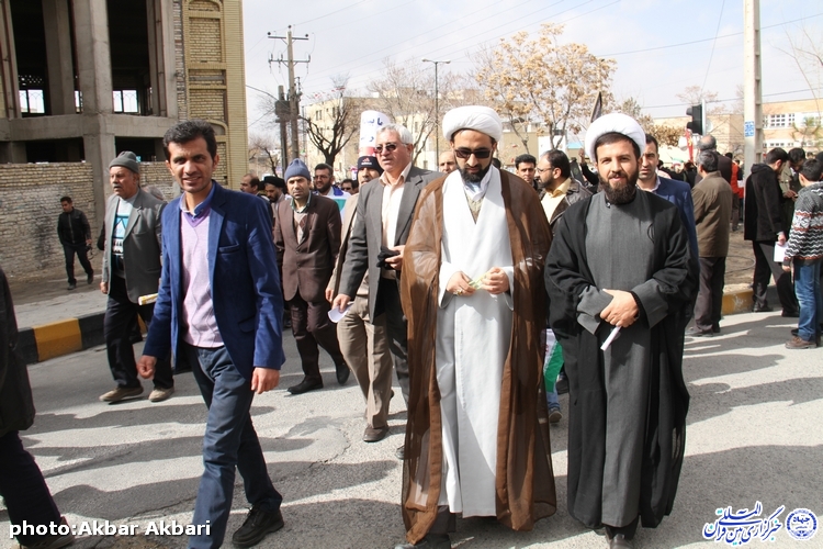 جلوه‌هایی از راهپیمایی 22 بهمن در شهرکرد