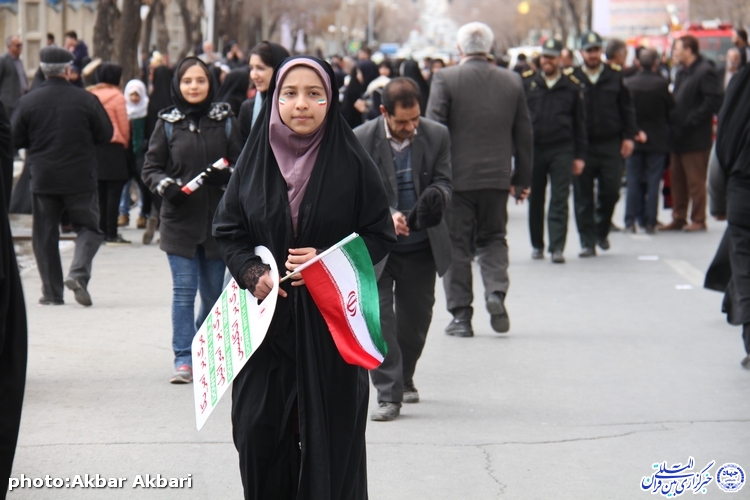جلوه‌هایی از راهپیمایی 22 بهمن در شهرکرد