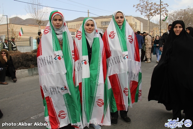 جلوه‌هایی از راهپیمایی 22 بهمن در شهرکرد