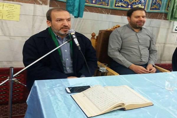 هشتمین جلسه آموزش حفظ و قرائت قرآن مؤسسه کریمه برپا شد هشتمین جلسه آموزش حفظ و قرائت قرآن مؤسسه کریمه برپا شد