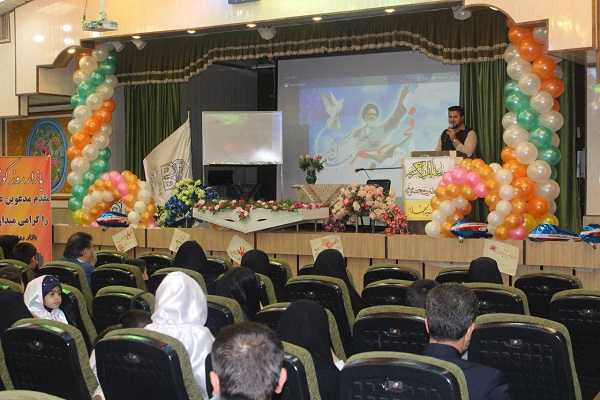 قرآنآموزان شعبات جامعةالقرآنالکریم اصفهان تجلیل شدند قرآنآموزان شعبات جامعةالقرآنالکریم اصفهان تجلیل شدند