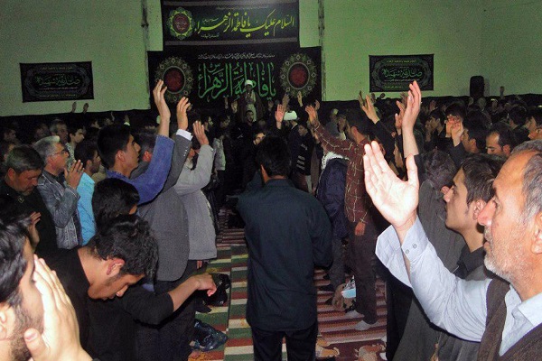 شام غریبان حضرت زهرا(س) در بیتالاحزان برگزار شد شام غریبان حضرت زهرا(س) در بیتالاحزان برگزار شد