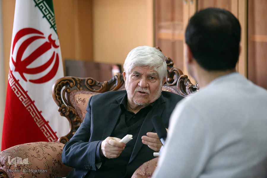 پنجشنبه ارسال شود// خاطرات محمد هاشمی از بازیگوشی‌های کودکی تا آخرین دیدار با برادر