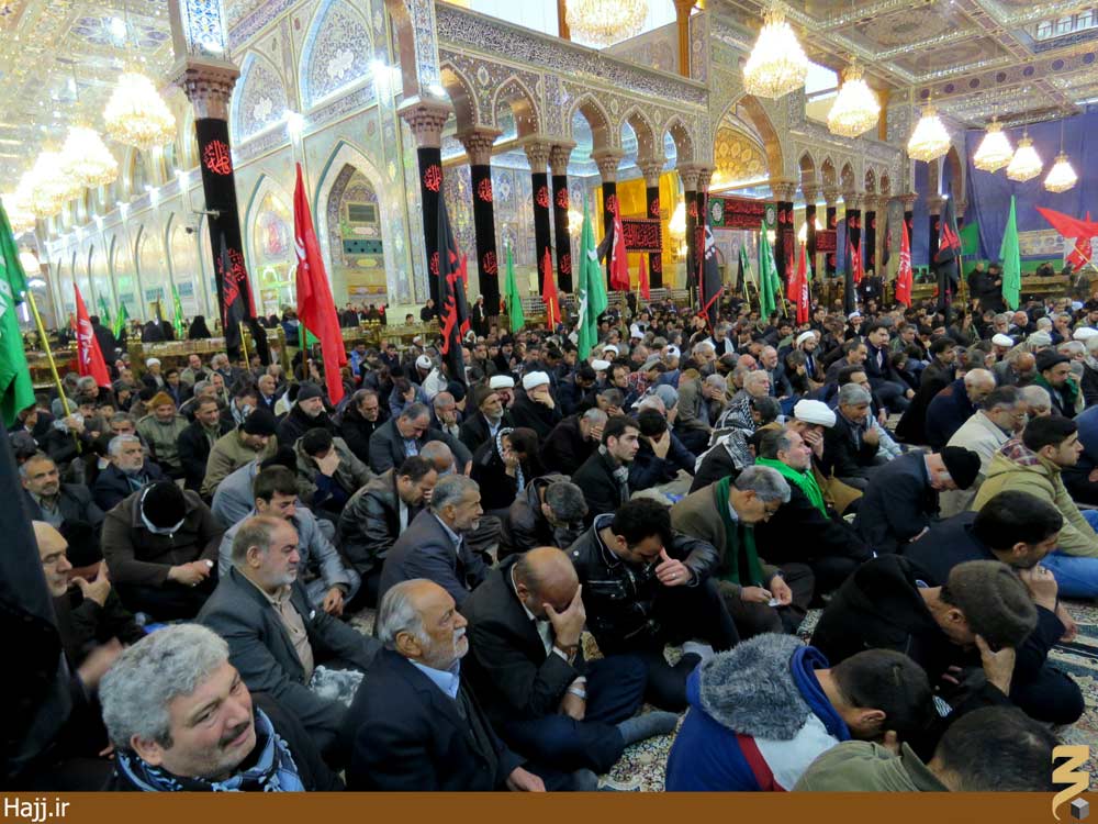 حرم امام حسین(ع) میعادگاه زائران ایرانی عزادار حضرت فاطمه(س) + عکس