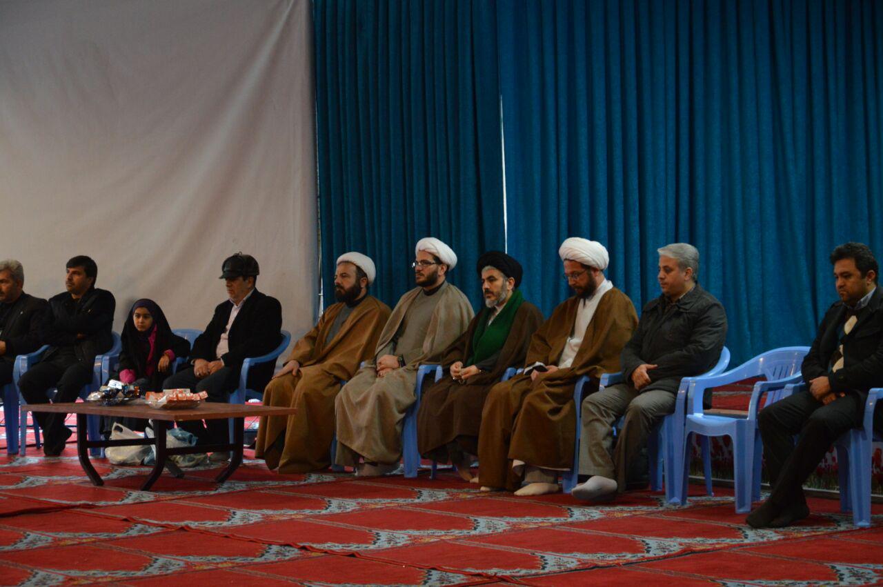 آزمون کتبی طرح تربیت حافظان قرآن کریم با رقابت 10 هزار نفر در آذربایجان‌غربی برگزار شد
