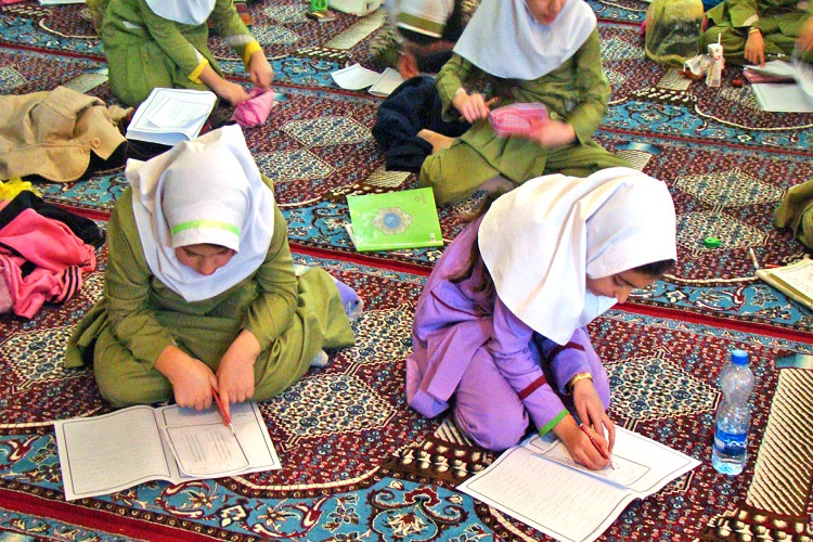 برگزاری بزرگترین رویداد حفظ قرآن کریم در مسجد جامع سنندج + عکس برگزاری بزرگترین رویداد حفظ قرآن کریم در مسجد جامع سنندج + عکس