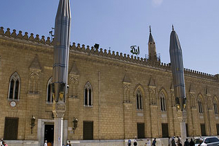 تشدید تدابیر امنیتی در مسجد امام حسین(ع) قاهره