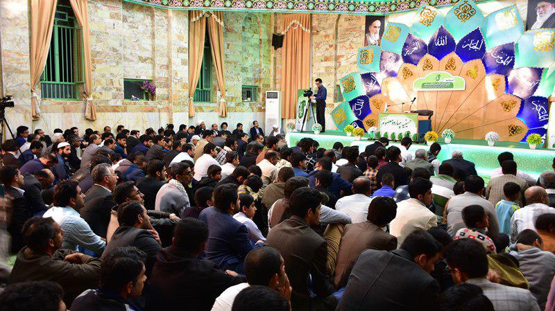 در حال بارگذاری عکس /// تصاویری از مسابقات قرآن مدهامتان روستایی