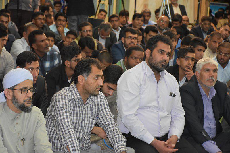 در حال بارگذاری عکس /// تصاویری از مسابقات قرآن مدهامتان روستایی