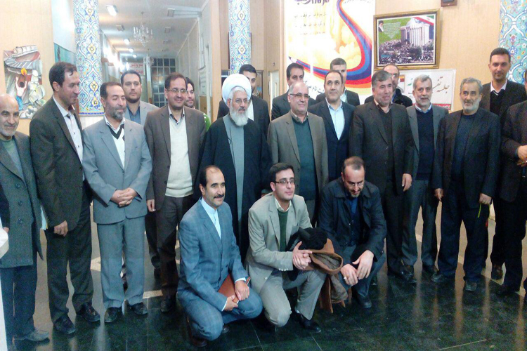 بازدید نماینده ولی فقیه و استاندار از دارالقرآن زنجان