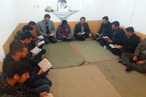 برگزاری جلسه قرائت قرآن در دارالقرآن ولی‌عصر(عج) دستنا