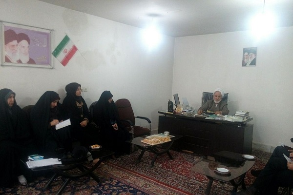 جلسه ترویج و توسعه فعالیت‌های قرآنی در لردگان برگزار شد