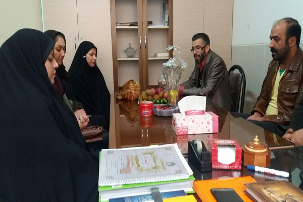 تصویب برنامه‌های ایام دهه فجر دبستان علی‌اکبر فولادی2 شهریار