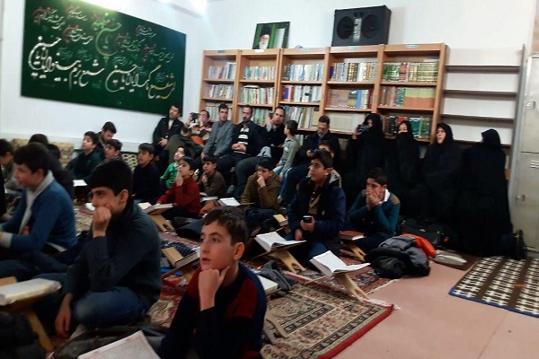 برپایی کلاس تخصصی قرائت قرآن در دارالقرآن حسینبن علی(ع) برپایی کلاس تخصصی قرائت قرآن در دارالقرآن حسینبن علی(ع)