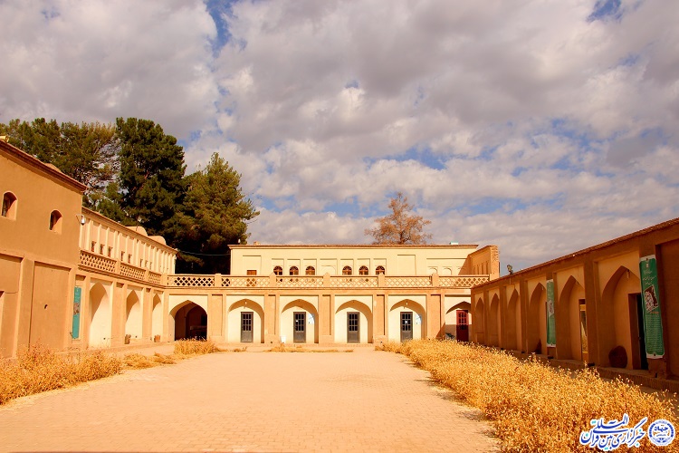 عمارت و باغ اکبریه در بیرجند