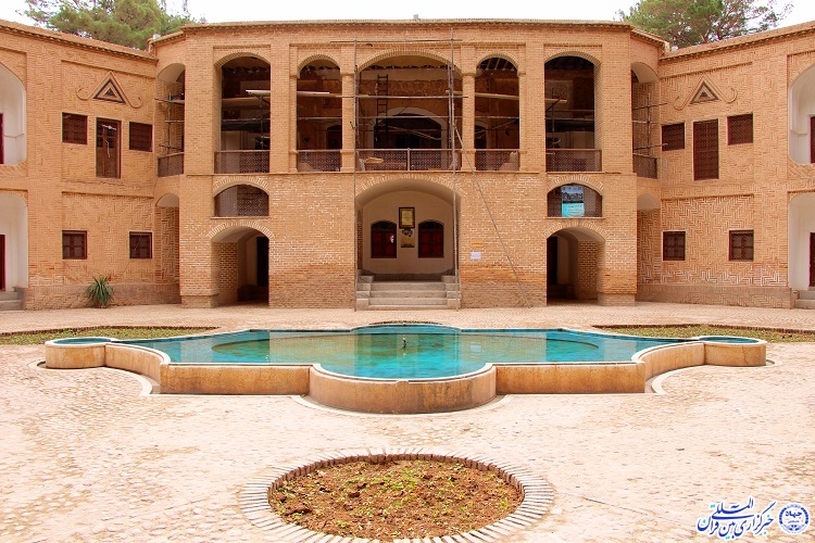عمارت و باغ اکبریه در بیرجند