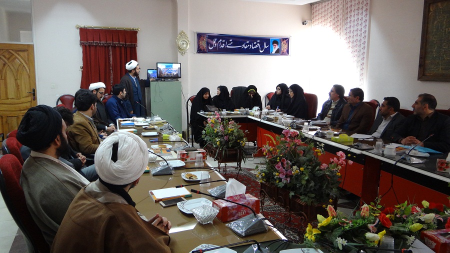 نشست مشترک کارشناسان قرآنی ارشاد و تبلیغات لرستان + عکس