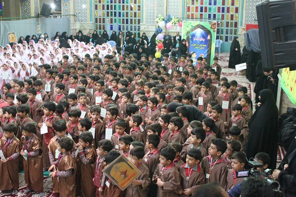 حضور500 قرآن‌آموز جامعه القران‌الکریم اصفهان در «جشن  نماز»