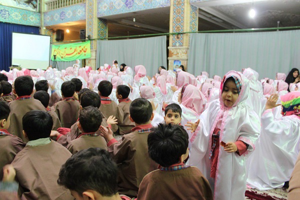 حضور500 قرآن‌آموز جامعه القران‌الکریم اصفهان در «جشن  نماز»