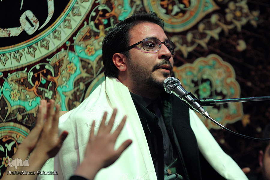 محل انس با قرآن محبان امام رضا(ع) مشهد با حضور حامد شاکرنژاد