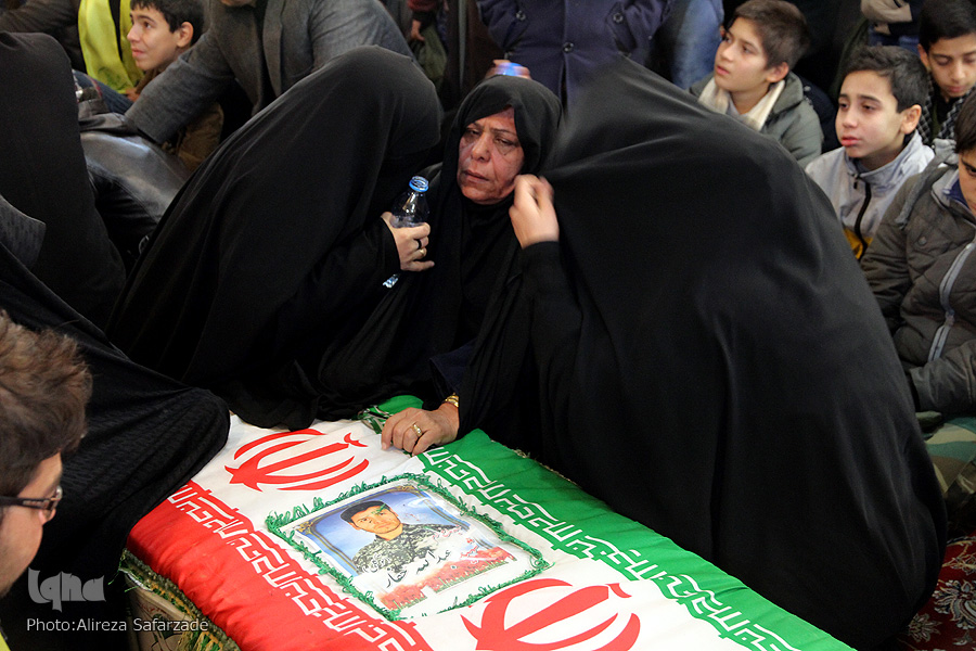 پیکر سه شهید مدافع حرم در پایتخت فرهنگی جهان اسلام تشییع شد