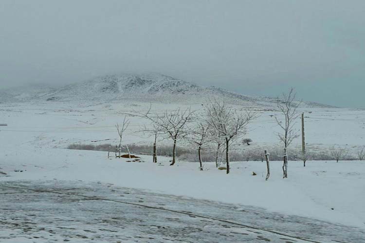 اشاره غیرمستقیم به «برف» در آیه 43 سوره نور