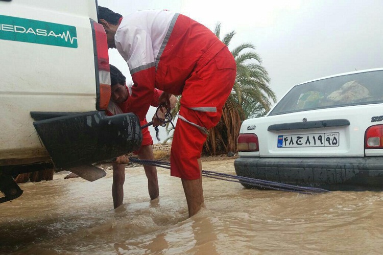 امدادرسانی به سیل‌زدگان سیستان وبلوچستان + عکس