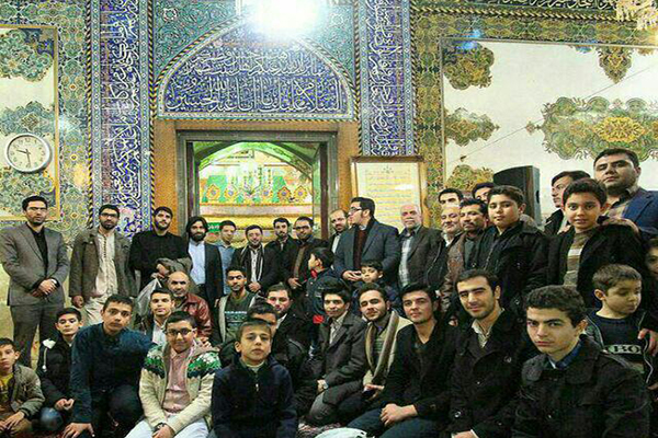 جلسه قرآن محمد برخورداری در آستان امامزاده عبدالله (ع) جلسه قرآن محمد برخورداری در آستان امامزاده عبدالله (ع)