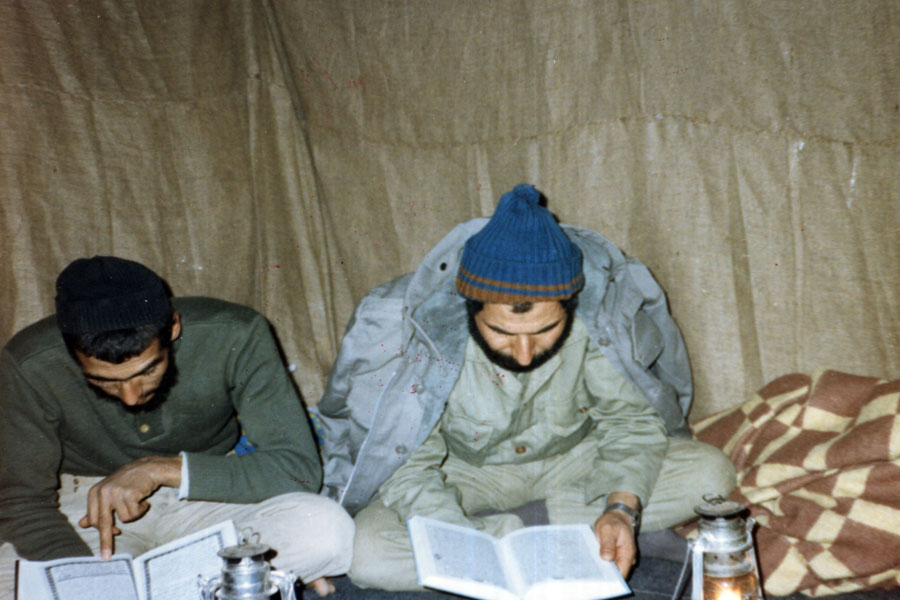 نگاهی به زندگی و شهادت سیدمصطفی میرشاکی از شهدای قرآنی لرستان نگاهی به زندگی و شهادت سیدمصطفی میرشاکی از شهدای قرآنی لرستان