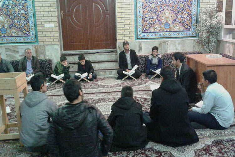 برگزاری دوره تخصصی قرائت قرآن در مسجد دولتشاهی خرم‌آباد