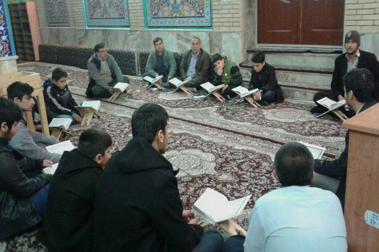 برگزاری دوره تخصصی قرائت قرآن در مسجد دولتشاهی خرم‌آباد