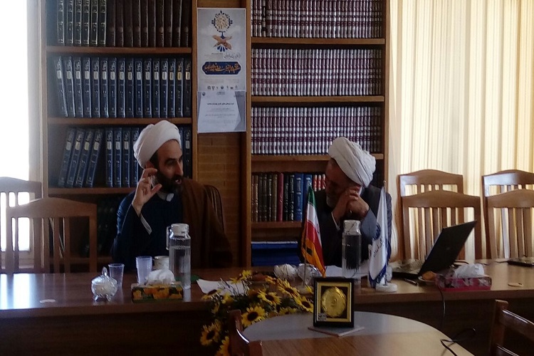 مدل روابط اجتماعی از آیات فوق الادیانی استخراج شود/ بی‌استفاده ماندن گنجنیه قرآن در تولید علم