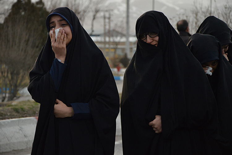 گزارش تصویری استقبال مردم بروجرد از پیکر مطهر شهدای گمنام