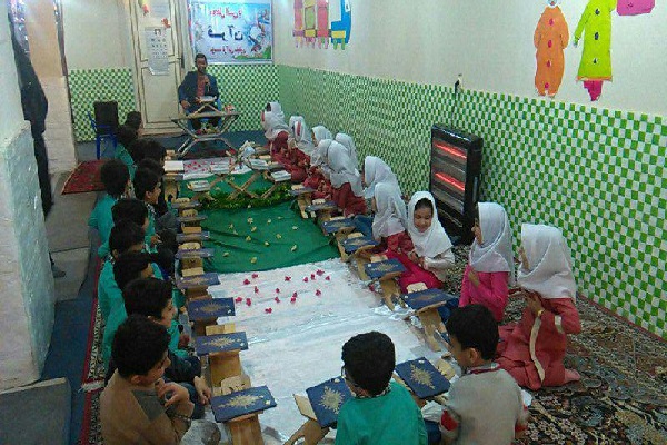 برگزاری محفل انس با قرآن از سوی مؤسسه سابقون