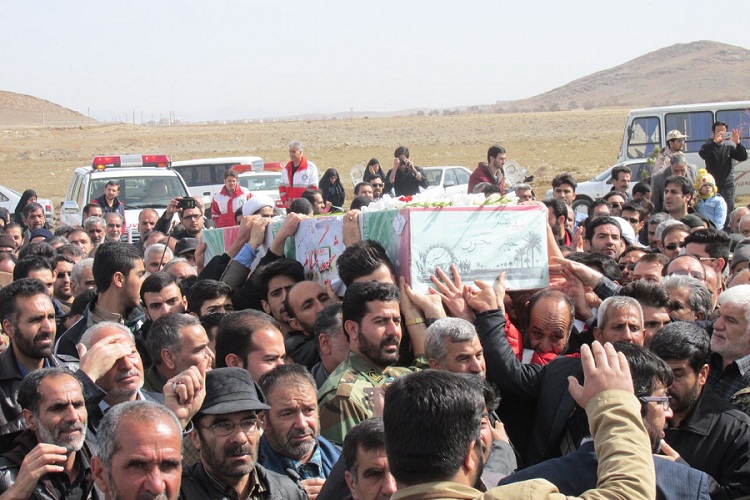 کبوتران بی‌نشان در زادگاه رهبر کبیر انقلاب آرام گرفتند