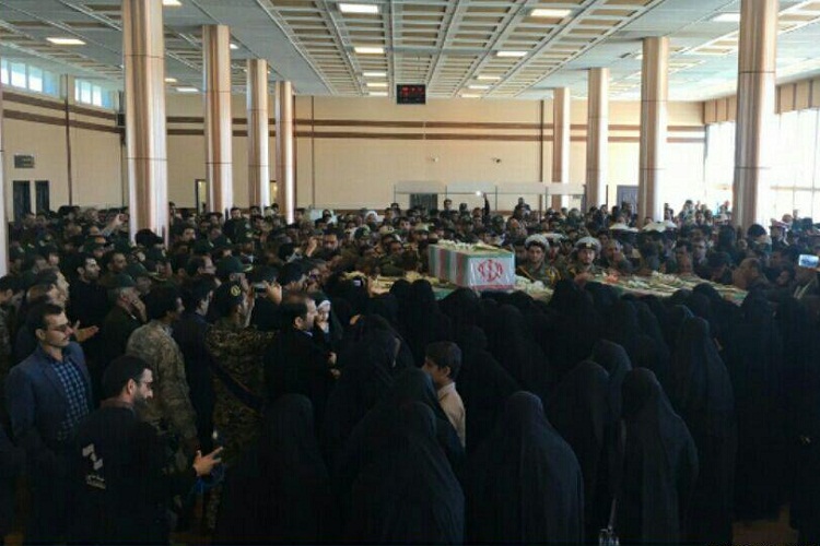 تصاویری از آیین تشییع شهدای گمنام در زاهدان