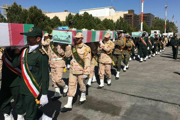 تصاویری از آیین تشییع شهدای گمنام در زاهدان